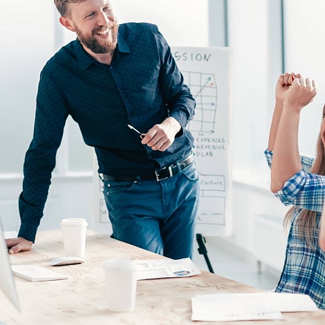 Jak oraz za co nagradzać pracowników?